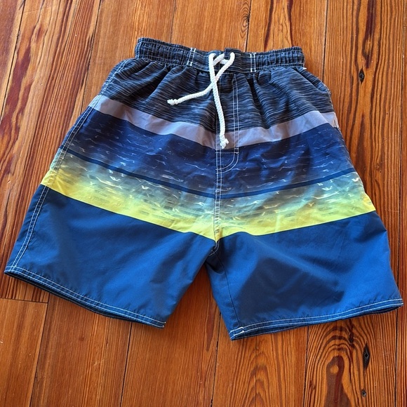 Quad Boys Swim Trunks Swim Wear String Tie Front Velcro Back Pockets Size 8 -10 - Picture 4 of 4